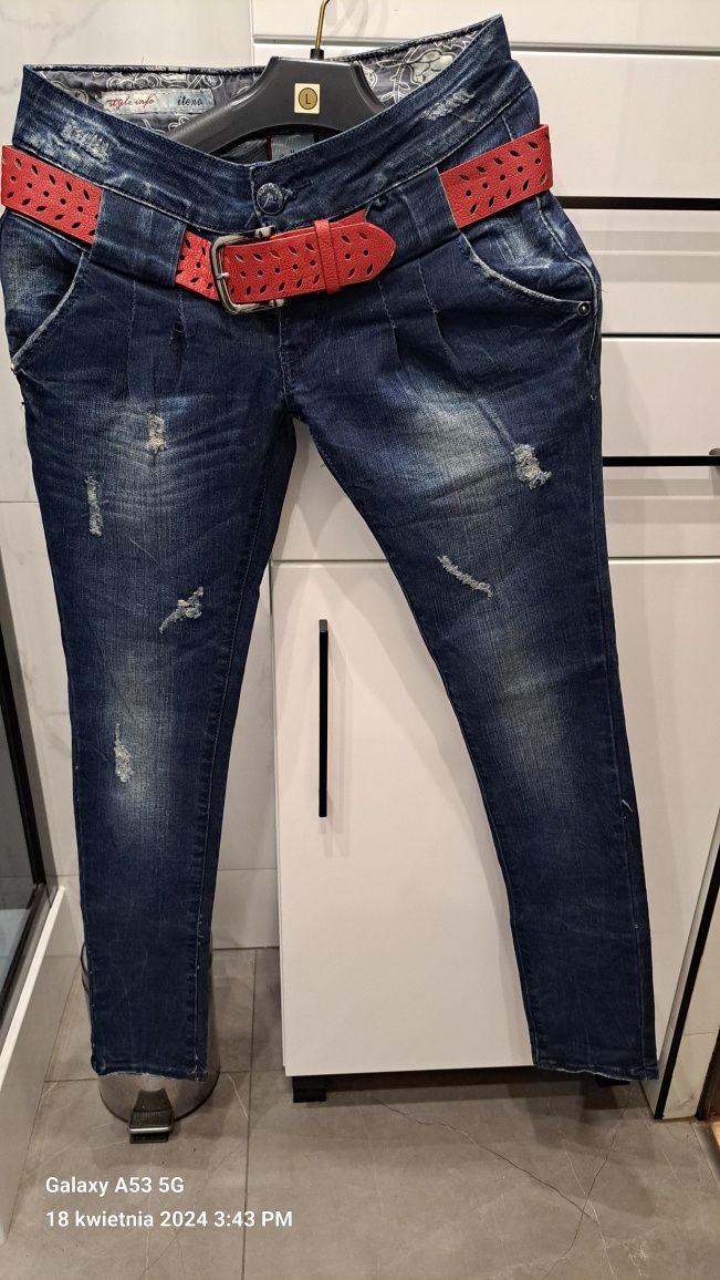 Sprzedam spodnie jeans damskie