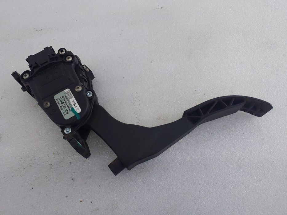 Pedal do acelerador VOLKSWAGEN New Beetle Cabriolet (1Y7)