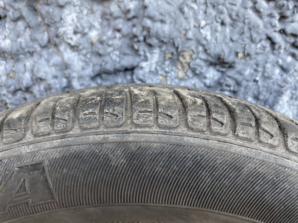 Продам резину 165/65 R13