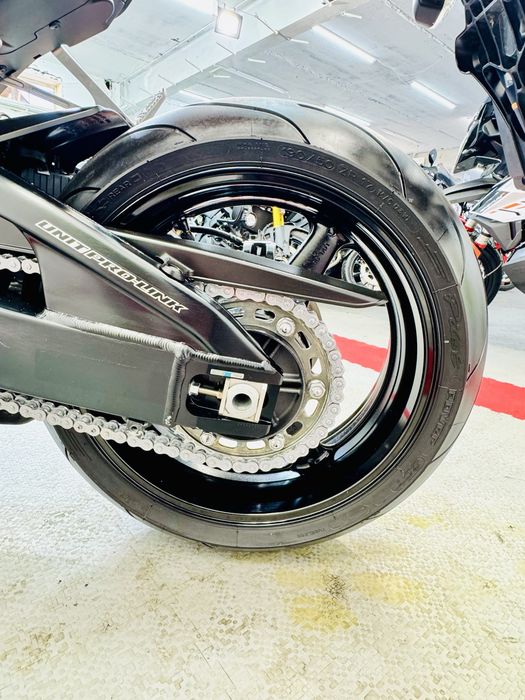 мотоцикл Honda CBR1000RR в оригіналі тільки з Японії