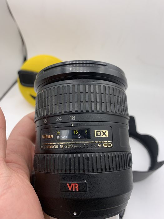 Об'єктив обьектив Nikon Af-s dx 18-200mm f3.5-5.6G ED VR