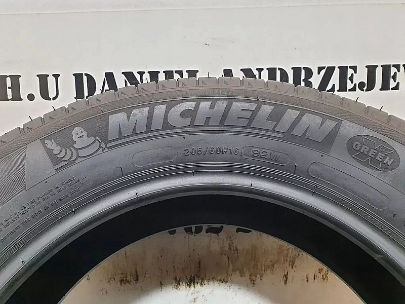 Michelin Energy Saver 205/60/16 6,4mm (327)