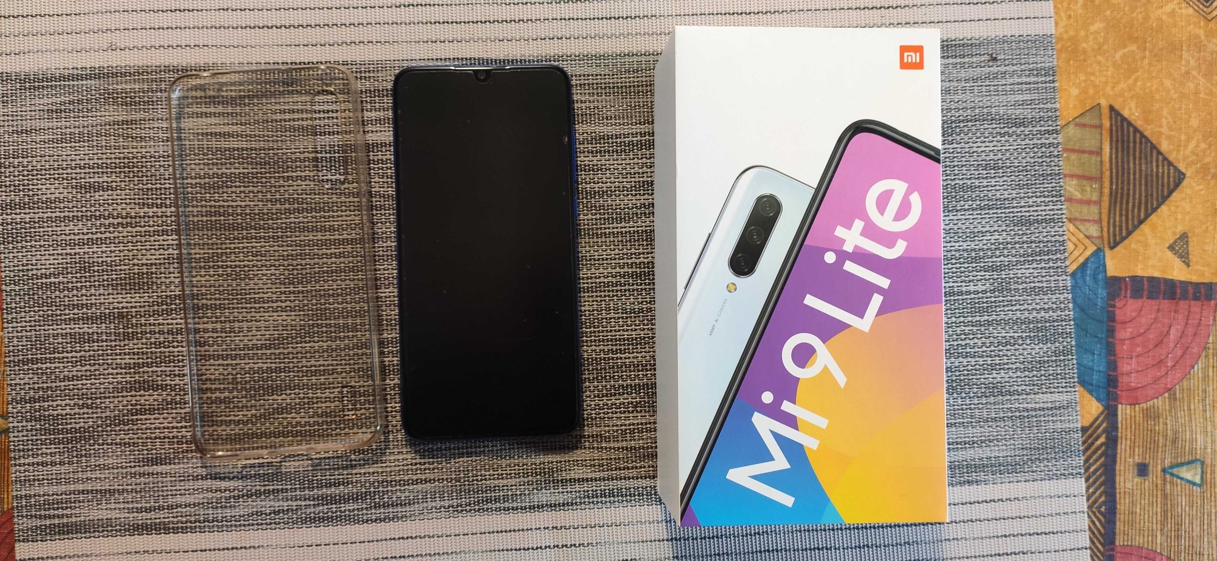 Продам Xiaomi MI 9 Lite 6/64 голубой