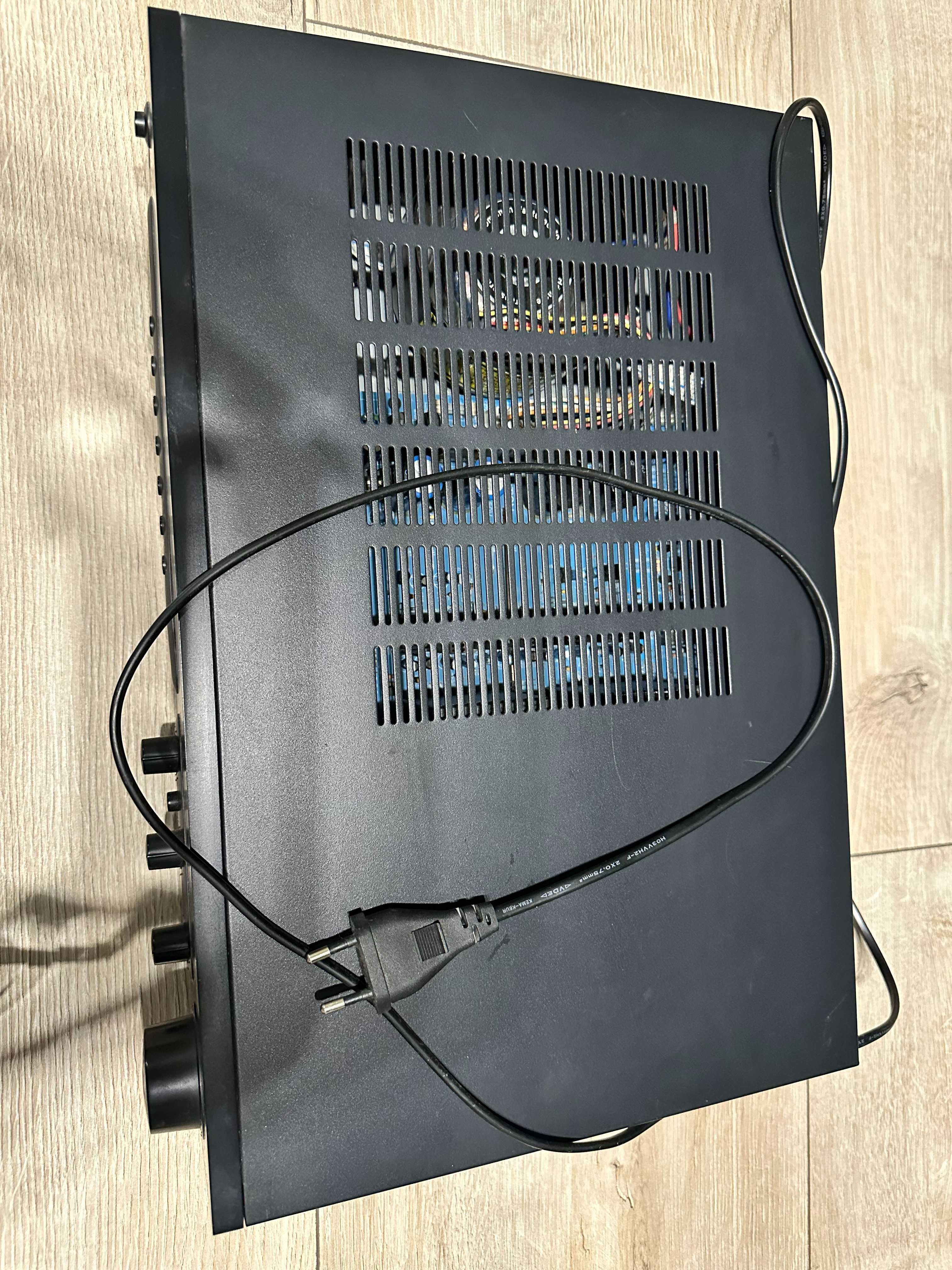 Предварительный усилитель NAD C162, черный
