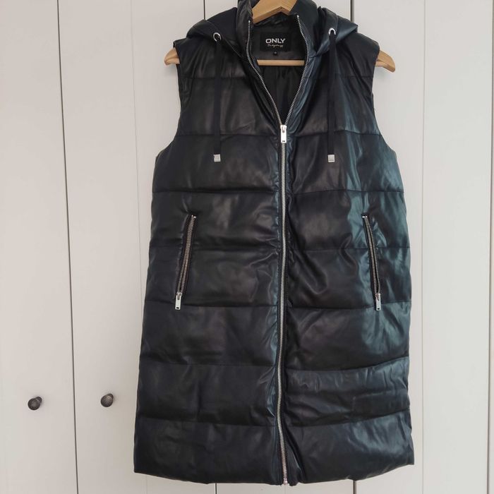 Cieply bezrekawnik ONLY. Rozmiar M. Nowy