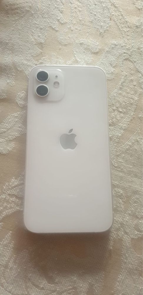 Iphone 12 branco