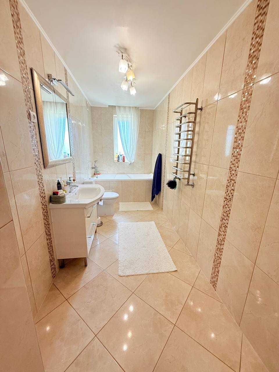 Продаж будинку в Брюховичах, 164 м.кв., вул. Проліскова.