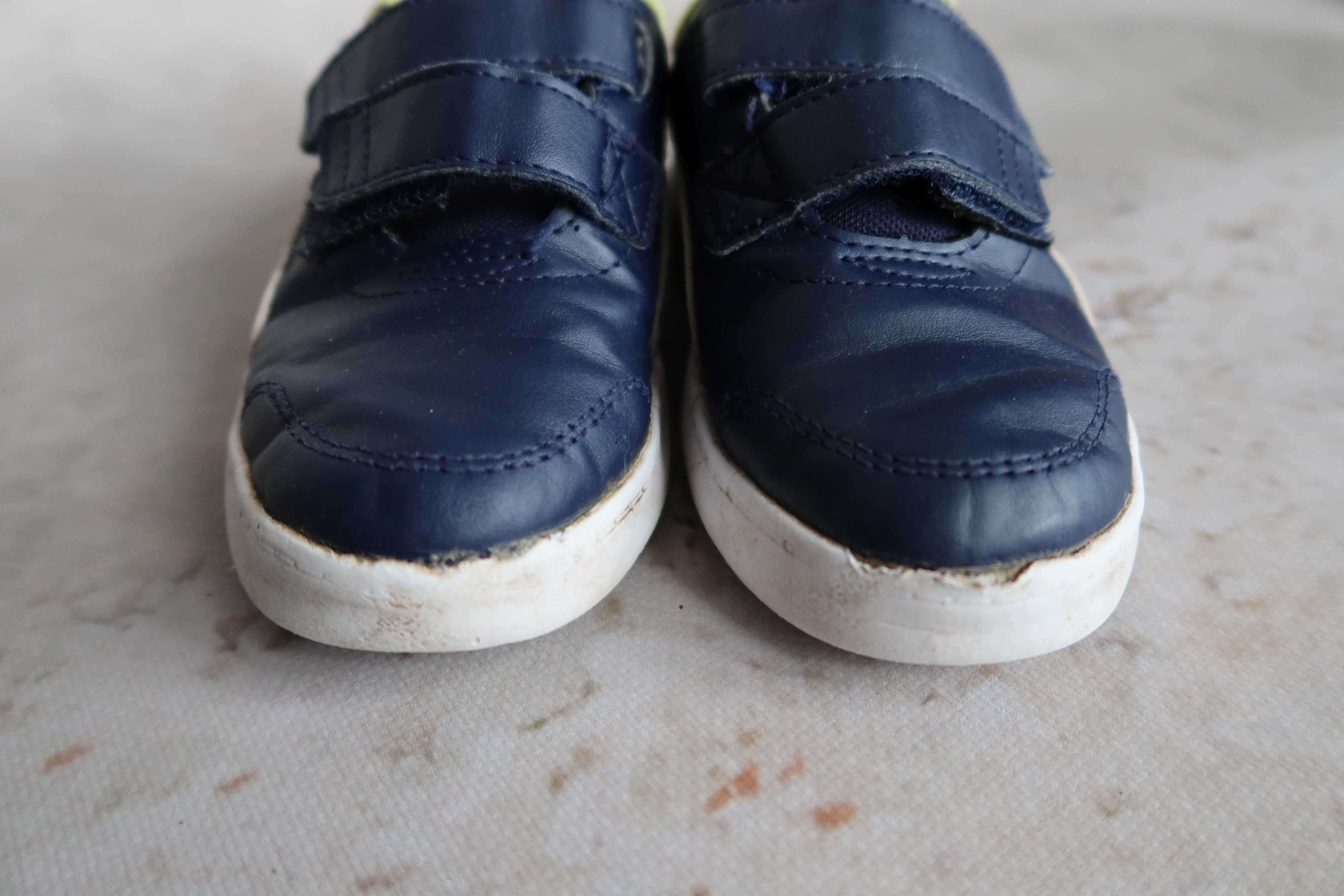 Buty 29 PUMA na rzep wkładka 17.5 cm buty sportowe dla chłopca