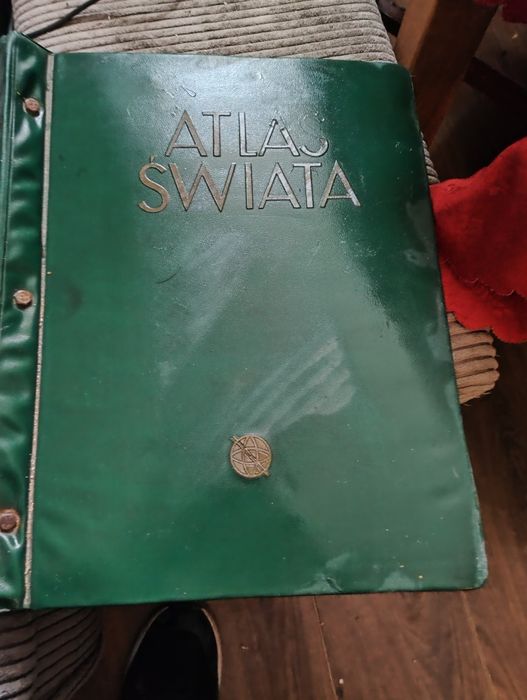 Atlas świata PRL