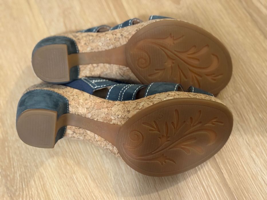 Klapki na obcasie na korkowej podeszwie Gabor 5 1/2