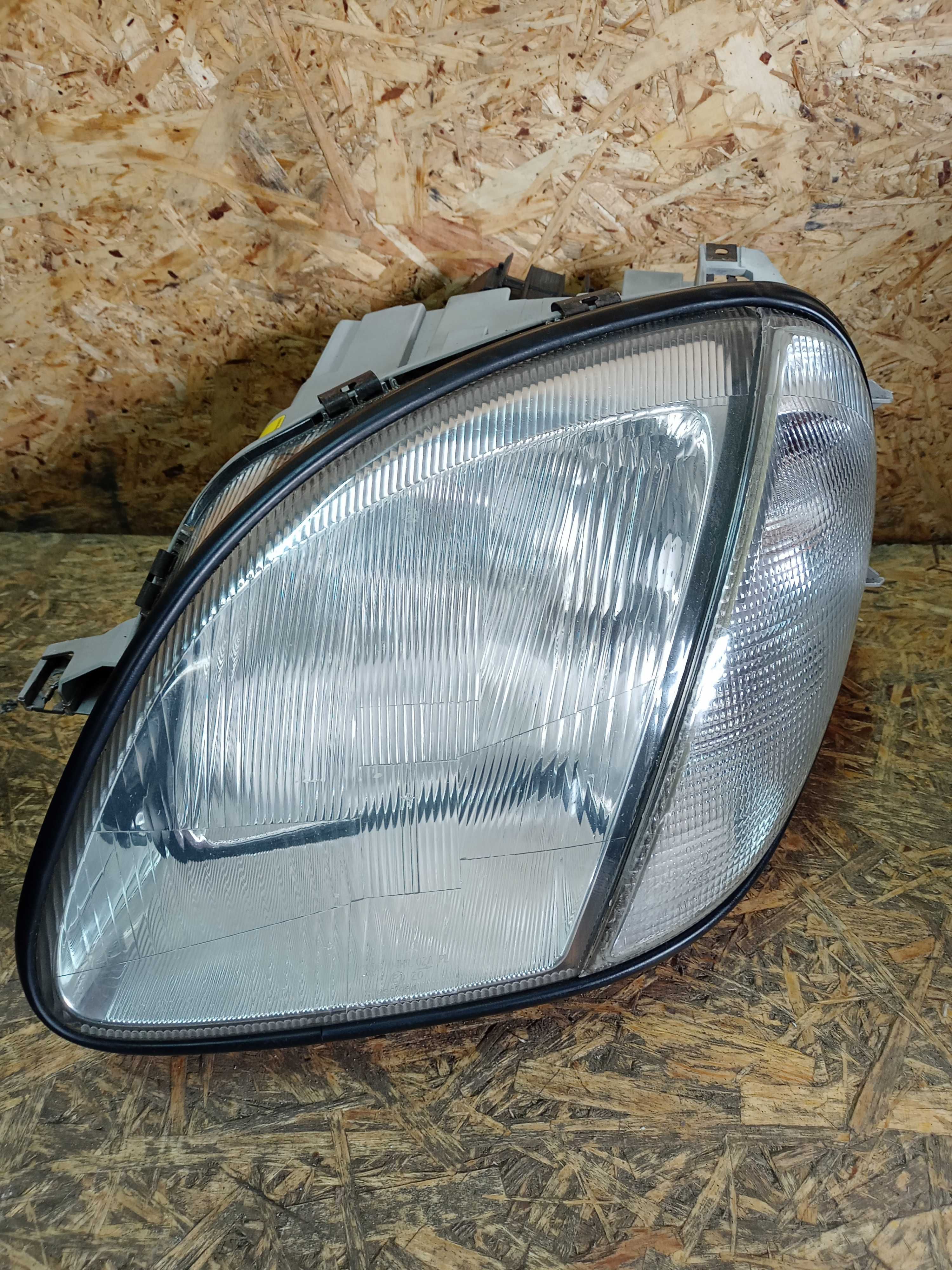 Mercedes R170 SLK lampa przód przednia prawa lewa kompletna xenon UK