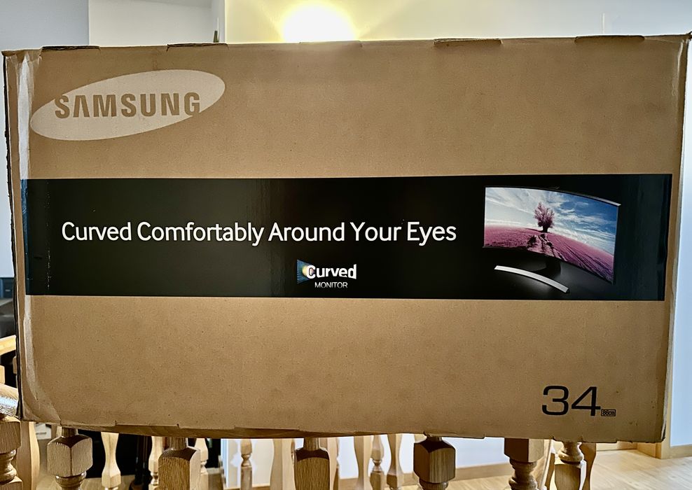 Monitor curvo “Samsung”