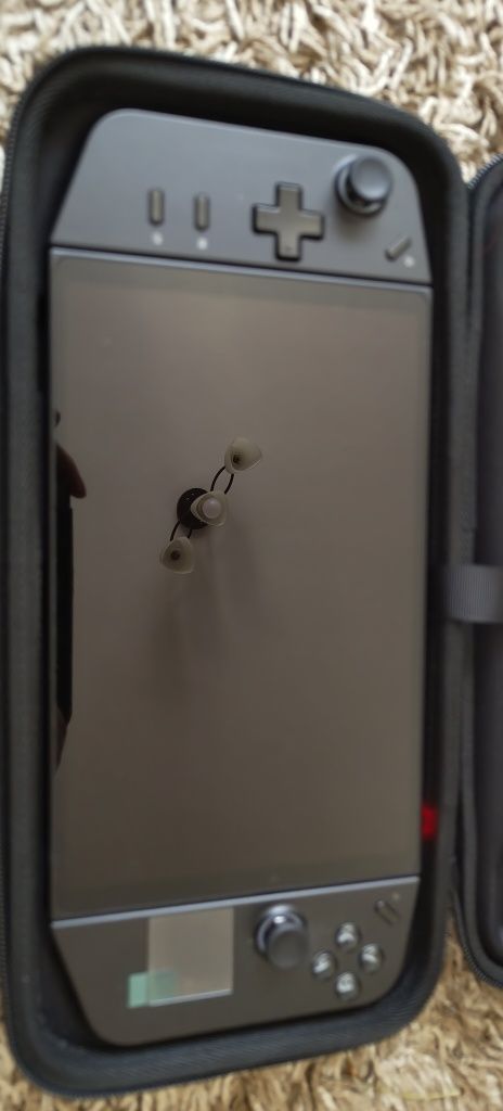 Lenovo Legion Go + stacja dokująca