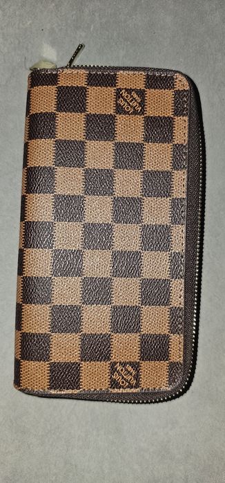 Carteira senhora LV nova