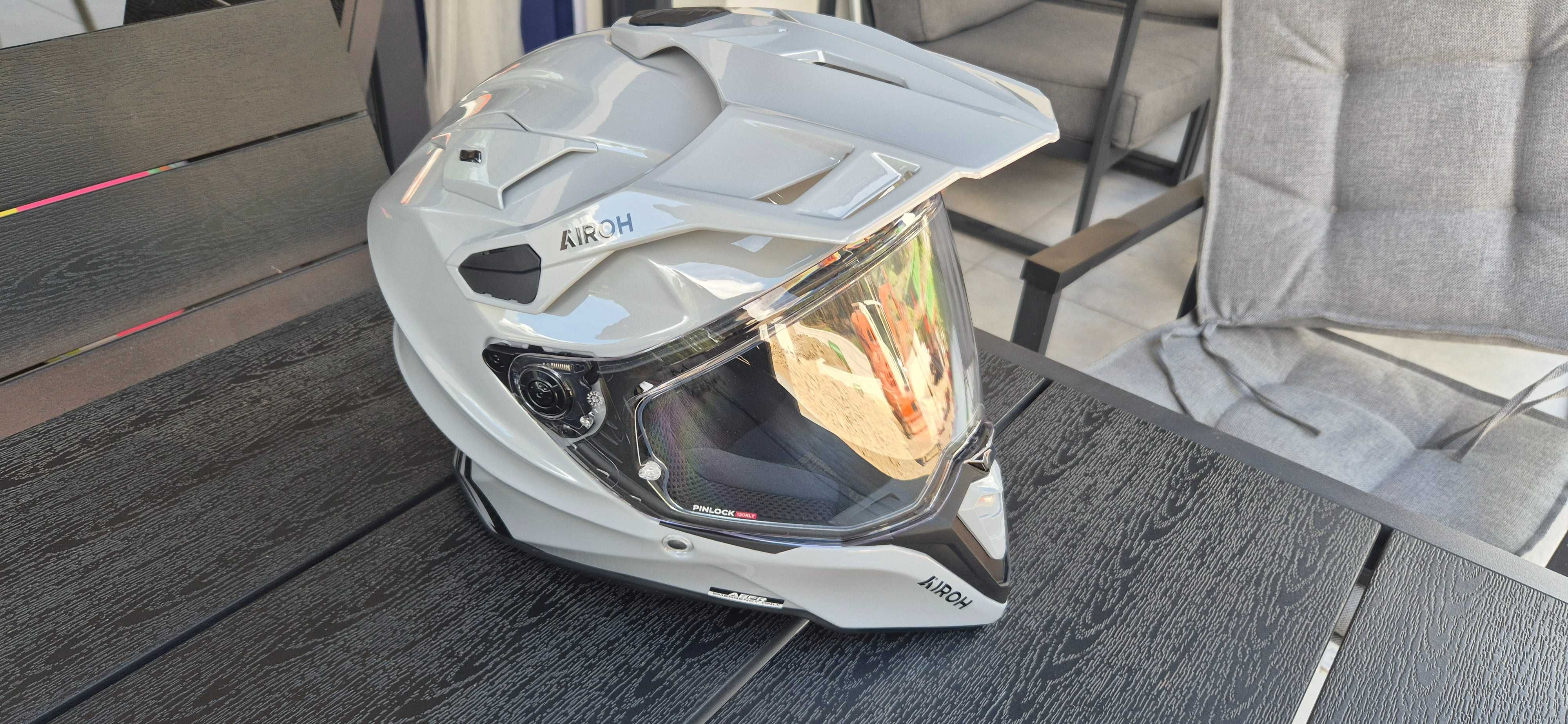 Airoh commander 2 M