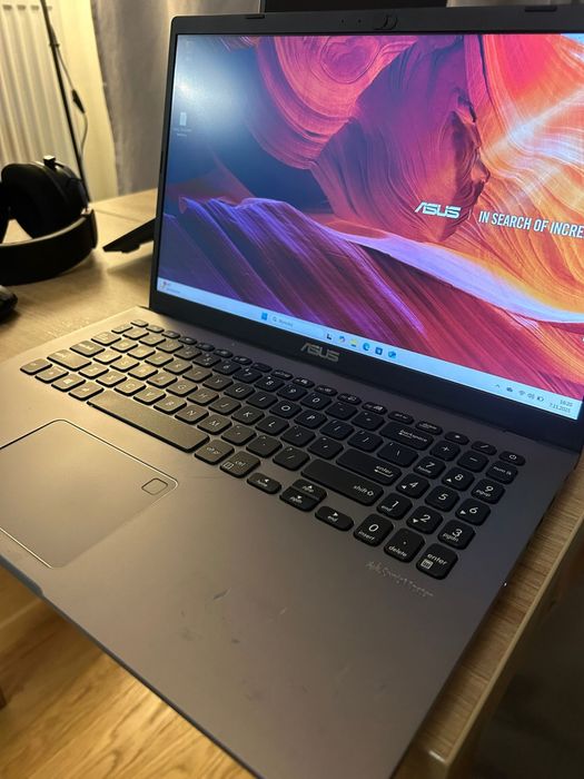 ASUS A509JA-EJ646T laptop
