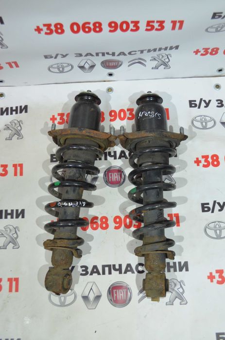 Амортизатор пружина Toyota Avensis T25  2003-2009 Тойота авенсіс