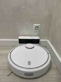 Робот пылесос Mi Robot Vacuum Cleaner