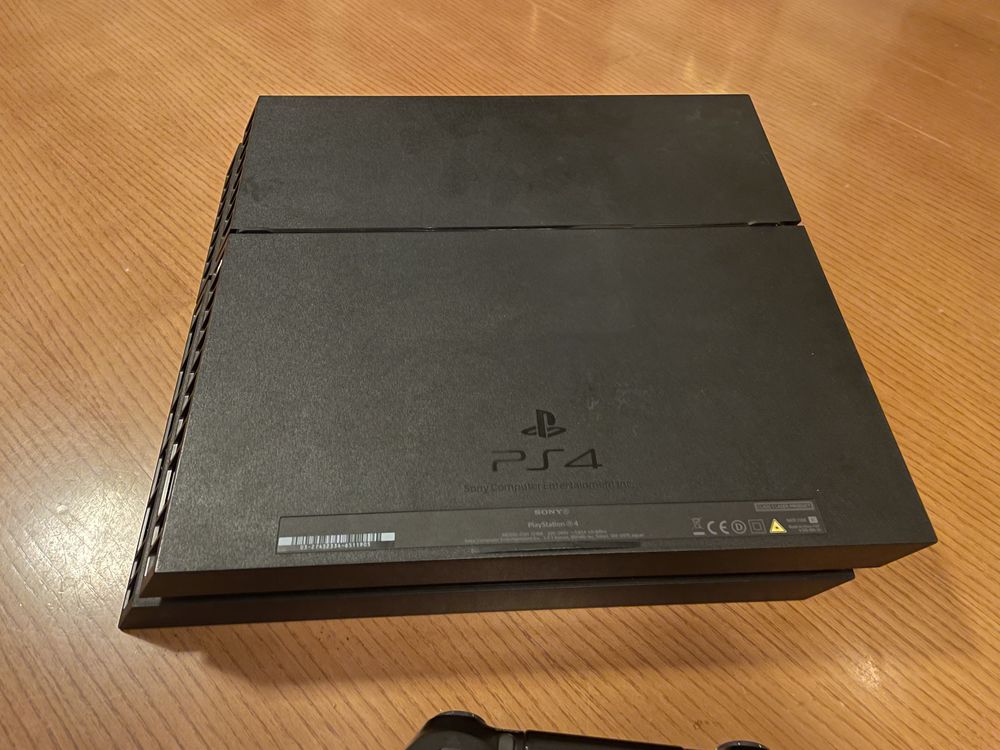 Playstation 4 500гб  Гарантия