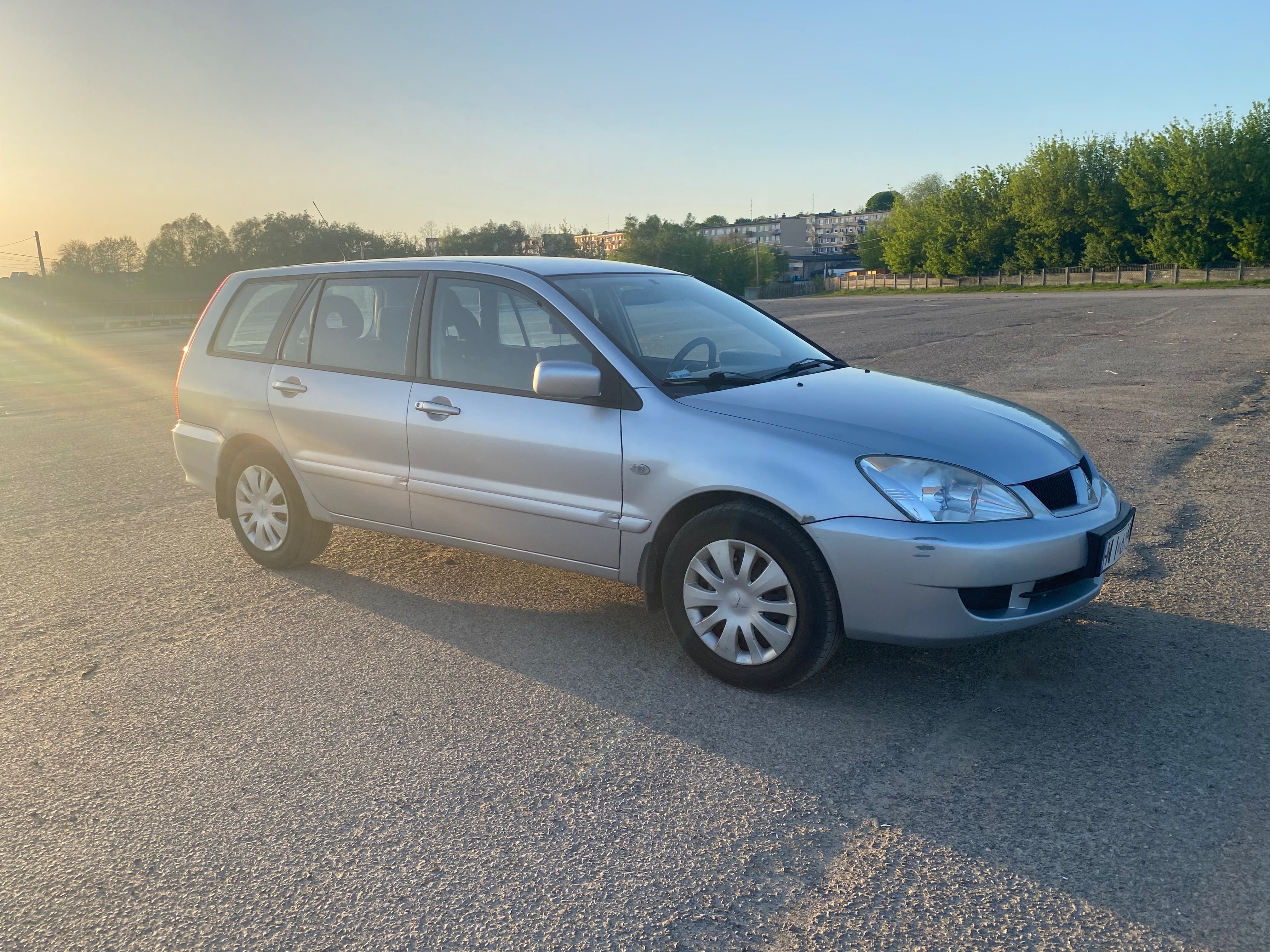 Mitsubishi Lancer Kombi 1.6 2007 rok