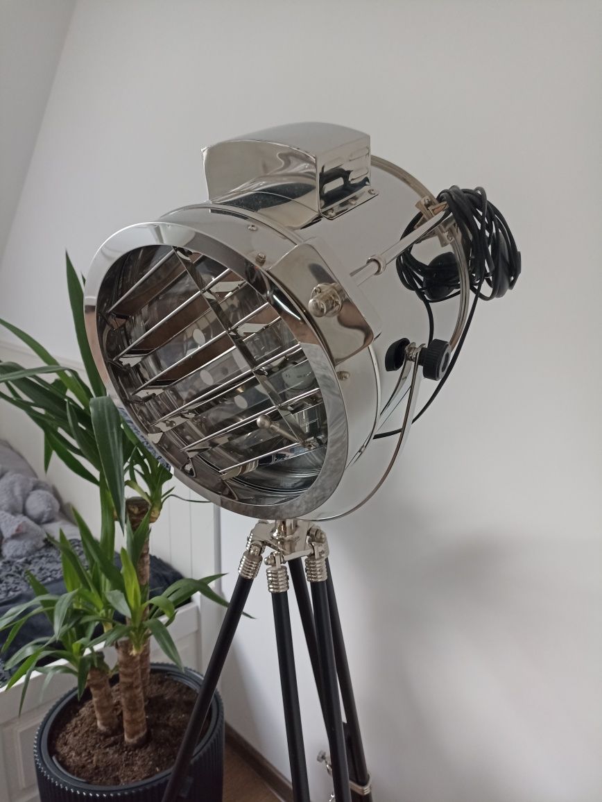 Lampa trójnóg loft duża