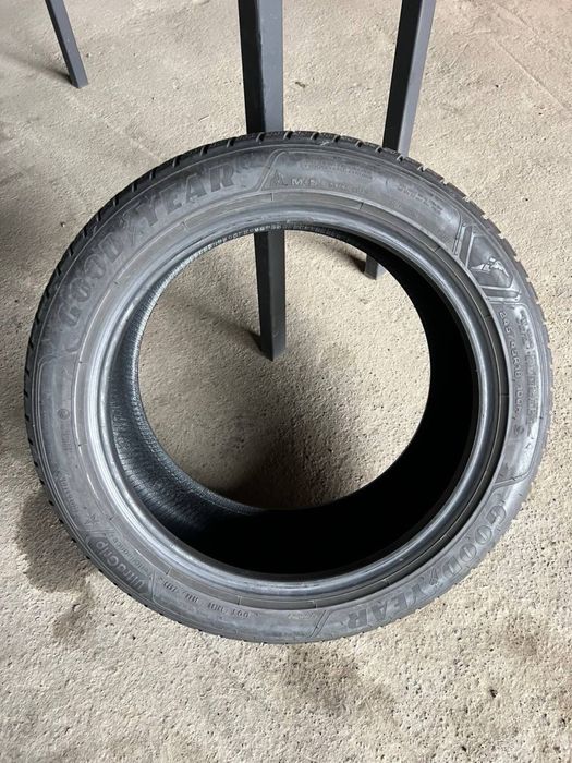 Шини 245/45 r18 Goodyear UltraGrip Performance Зима 2023р (251)