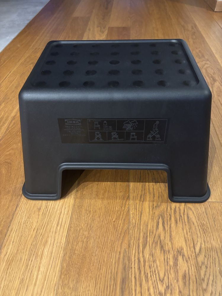 Stołek Ikea Bolmen