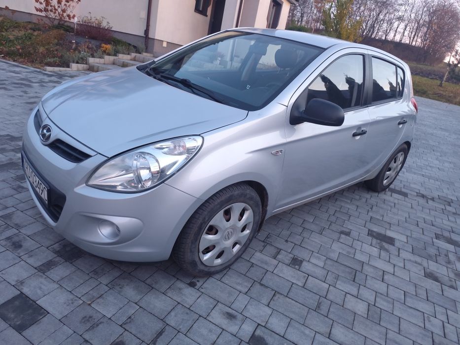 Hyundai i20 z gazem i klimatyzacja