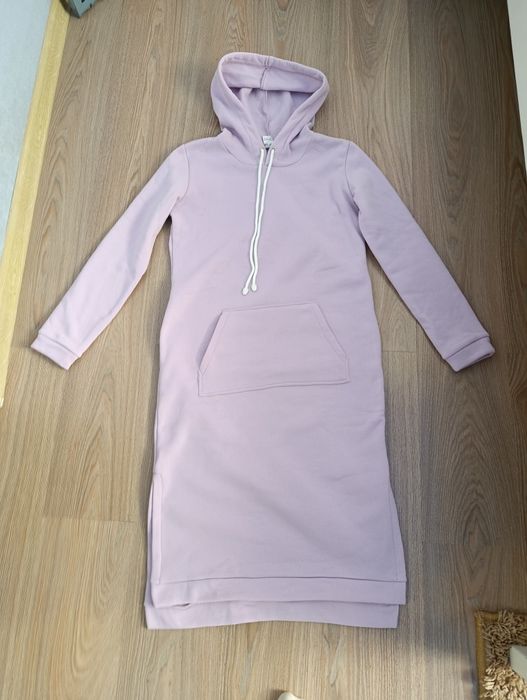 Бузкова утеплена флісом сукня з капюшоном