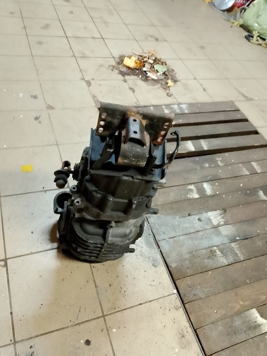 Skrzynia 5 biegowa VW T3 AGT benzyna vanagon Multivan Westfalia