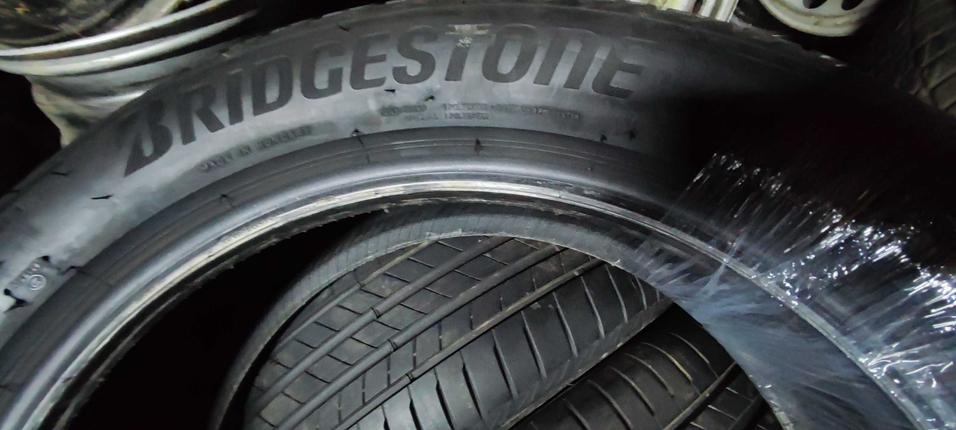 BRIDGESTONE Turanza TOO5 225/50R18  Komplet