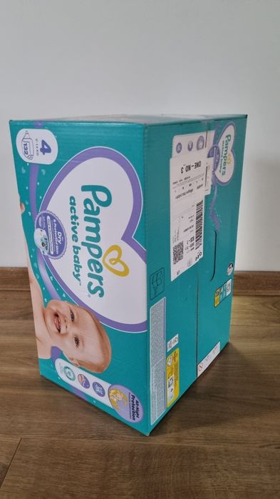 Pampers Active Baby pieluszki pieluchy rozmiar 4, 132 szt, 9kg-14kg