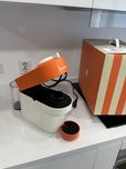 Nespresso Pantone