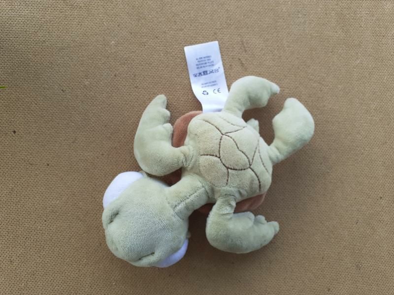 Черепаха Пріск з мультфільму "У пошуках Дорі" від Дісней.