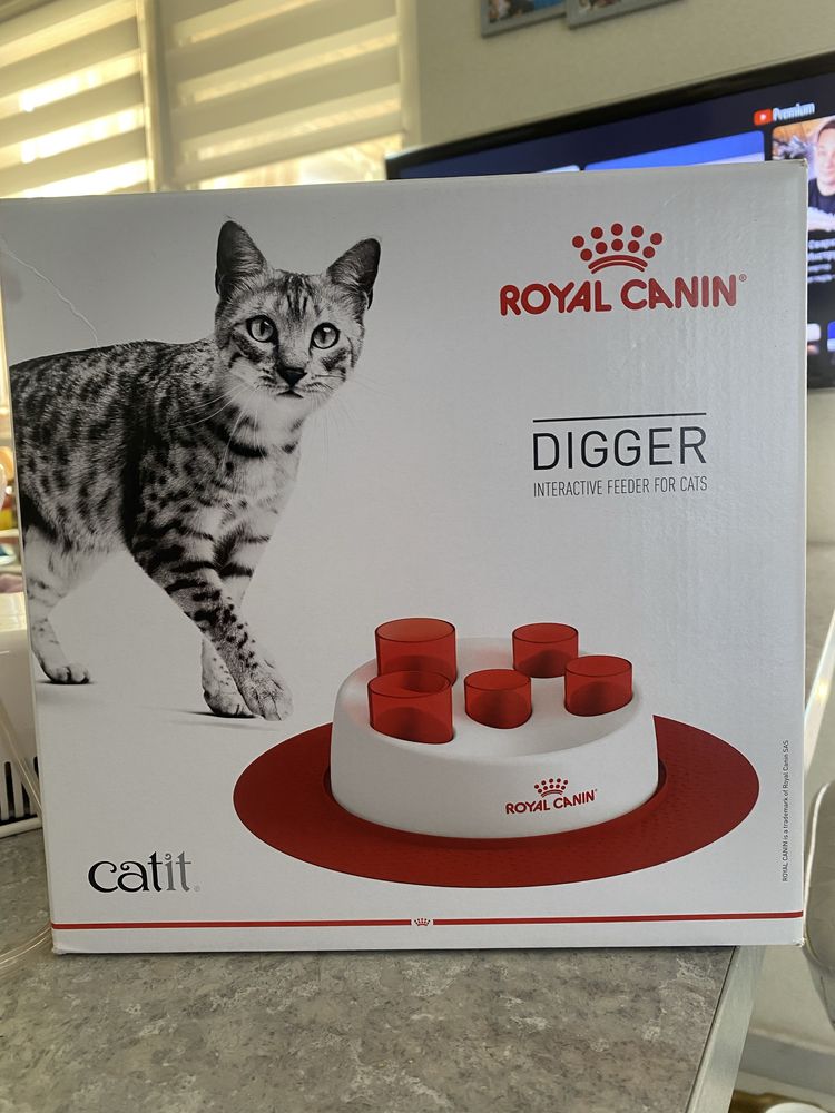 Кормушка для котів Roual Canin