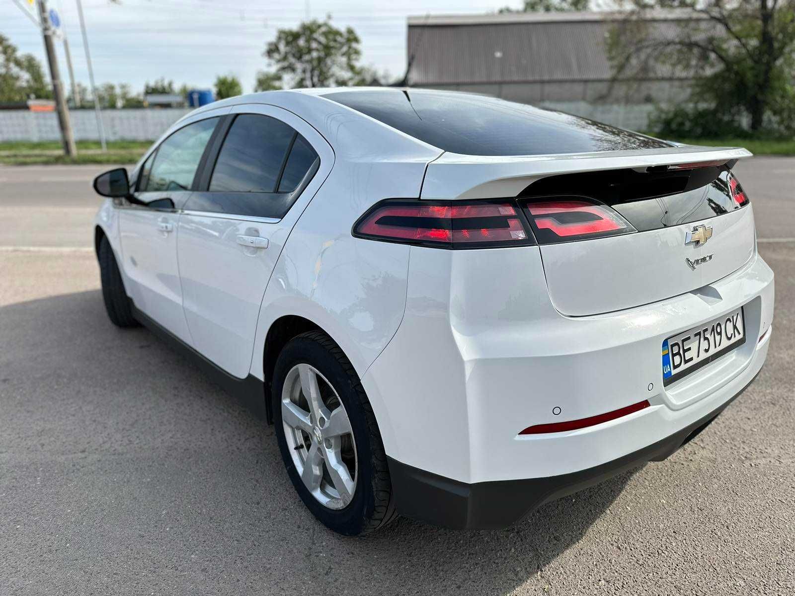 Chevrolet Volt 2014 року 1,4 л. /гібрид