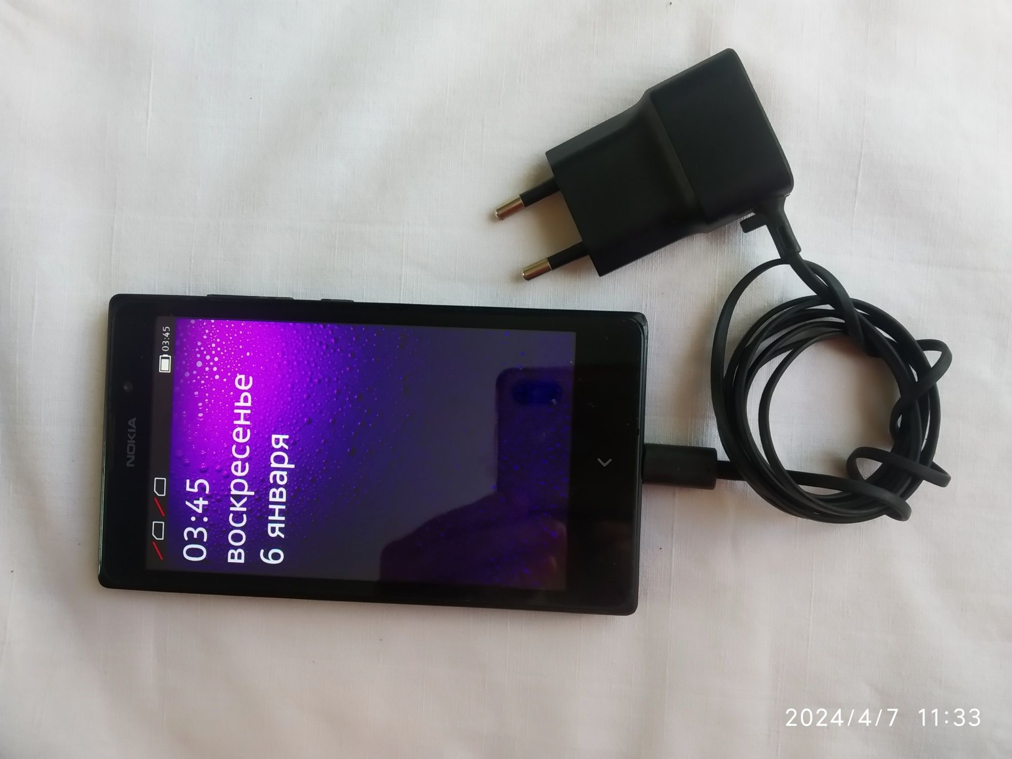 Телефон Nokia  XL Dual Sim
