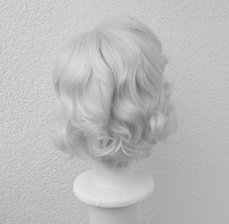 Szara siwa peruka z lokami krótka bez grzywki cosplay Astarion wig
