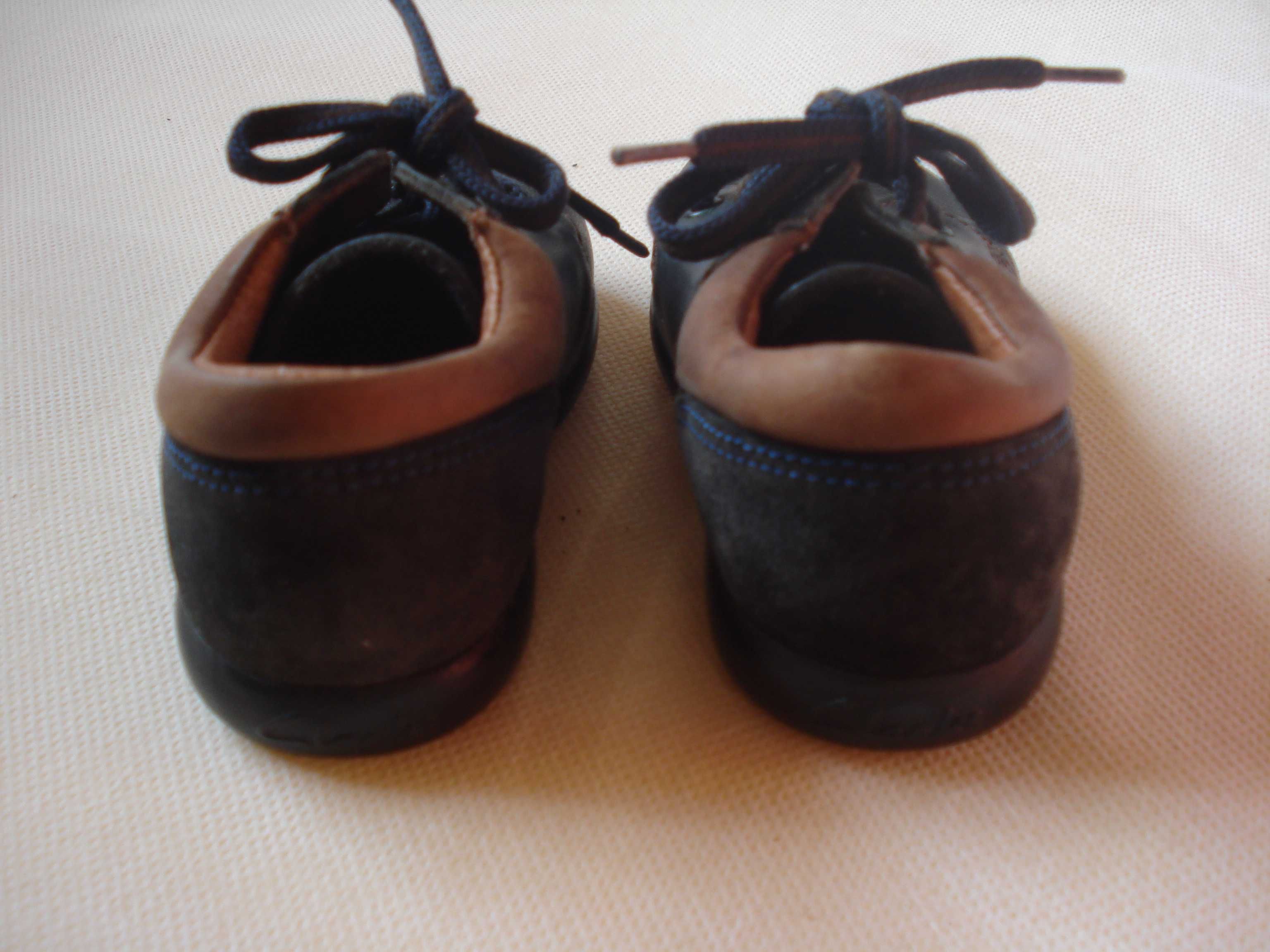 Детские ботинки на малыша 13 см по стельке 22 размер