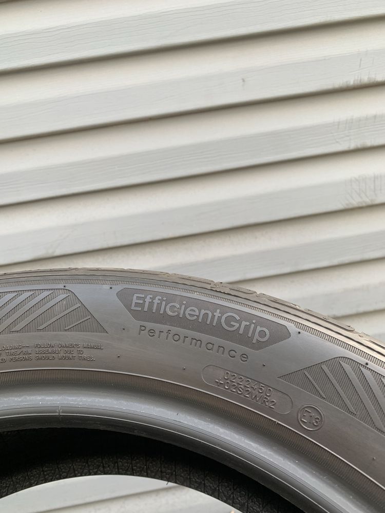 Комплект літніх шин GoodYear 215/50 R19 EfficientGrip Perfomance