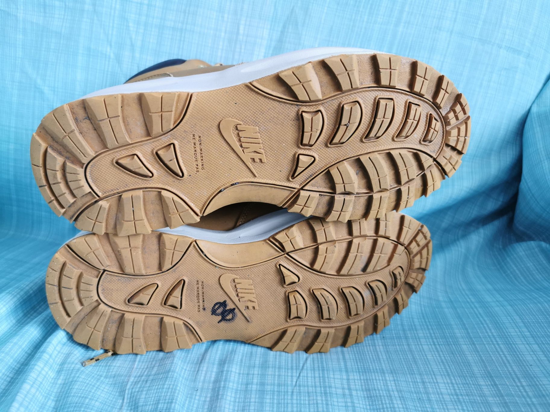 Nike Manoa leather buty trekkingowe sportowe 38,5
