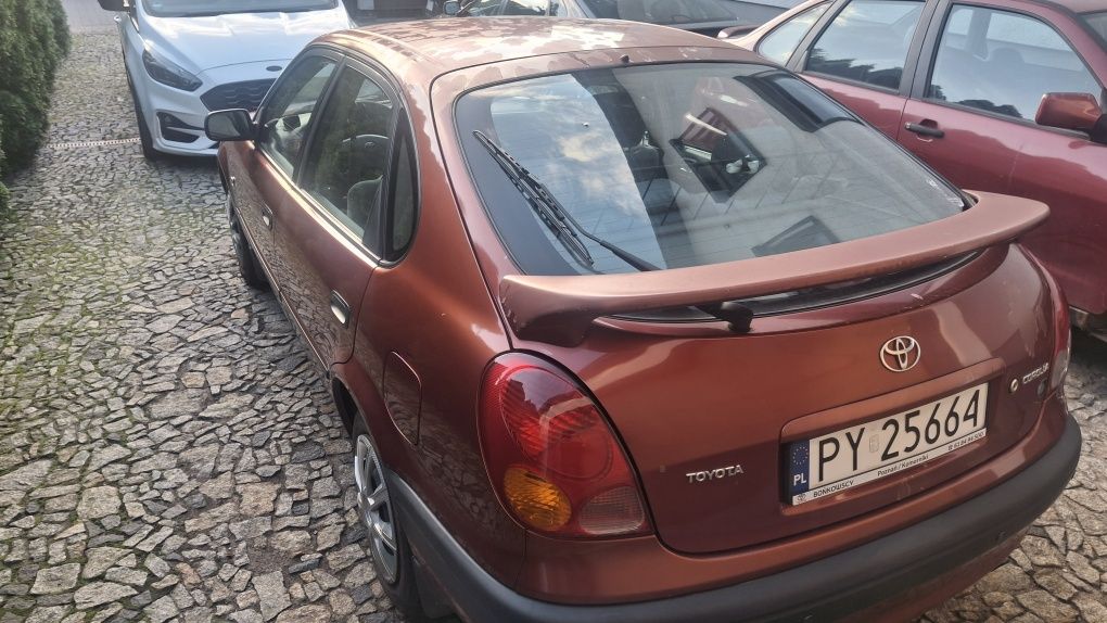 Toyota corolla 1.4 benzyna klima/REZERWACJA