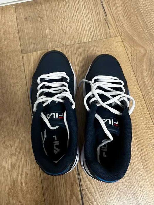 !Wyprzedaż! Nowe granatowe buty Fila 36