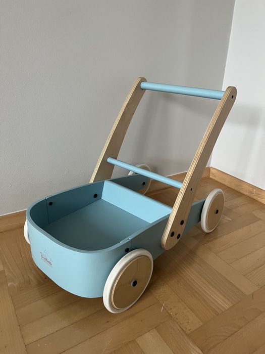 Wózek pchacz Pinolino drewniany  rekwizyt do sesji