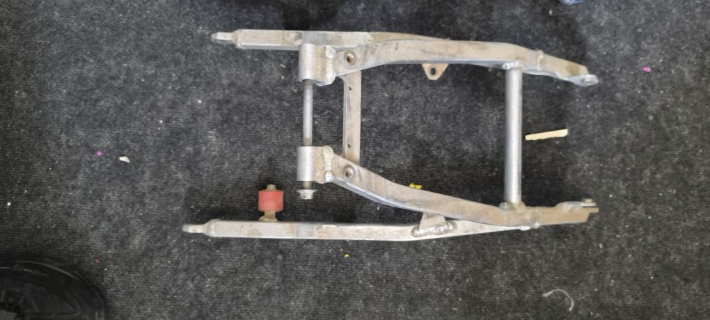 Subquadro alumínio zy 250f de 2009