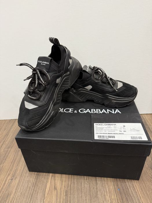 Продам кроссовки Dolce&Gabbana