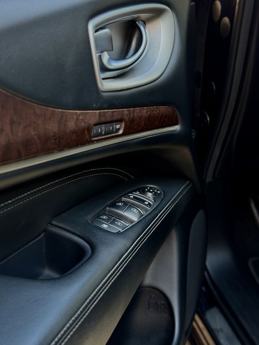 INFINITI QX60 premium