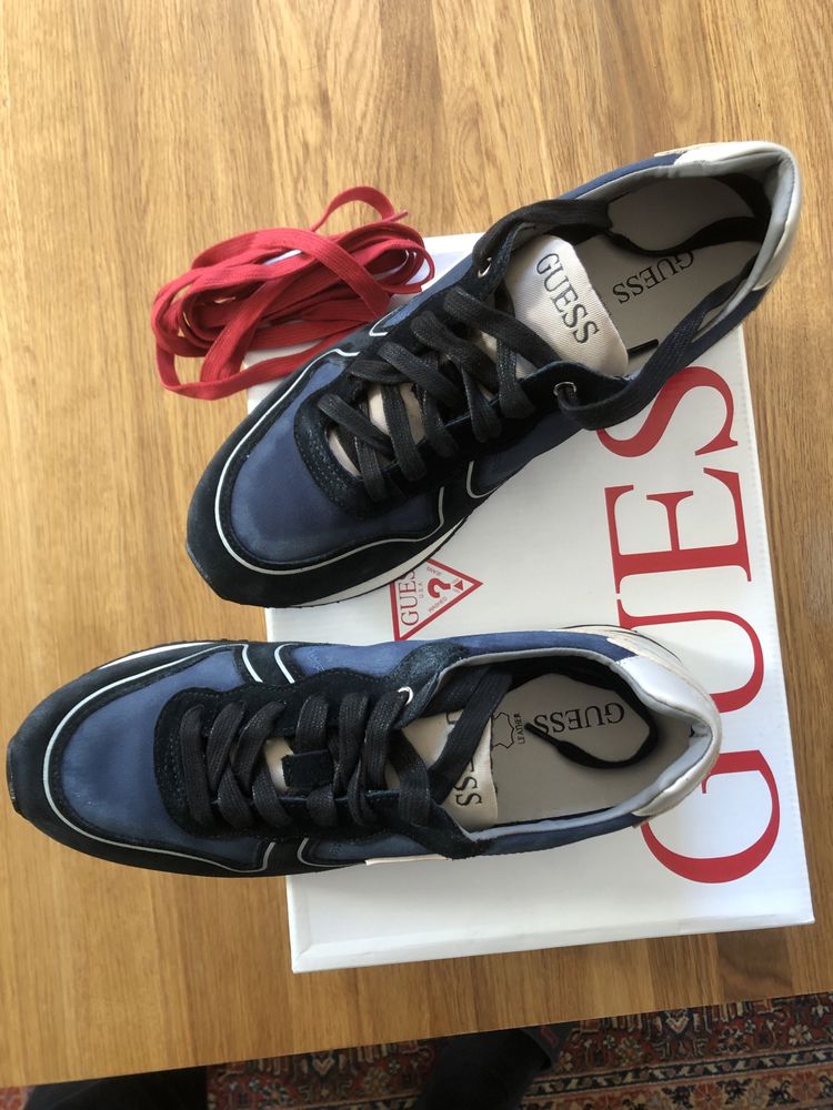 Sneakersy Guess 44 nowe piękne