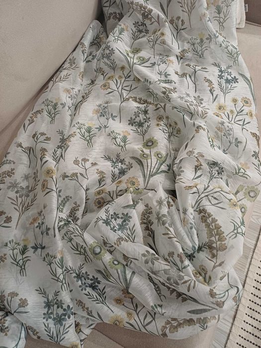 Zestaw 2 zasłon w delikatny kwiatowy wzór