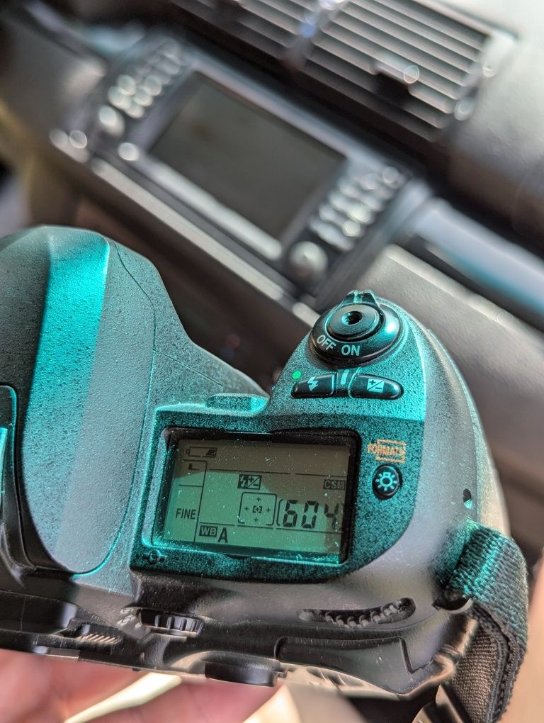 Nikon D100 нікон д100 D 100